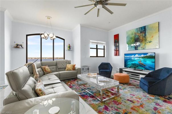Interior, Living room, Pendant Lights, Water