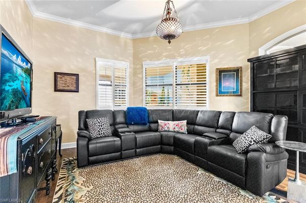 Interior, Living room, Pendant Lights