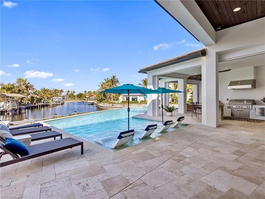 Exterior, Lake, Pool