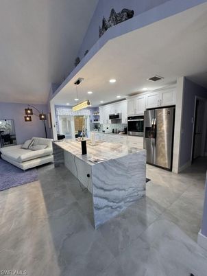 Interior, Kitchen, Living room, Pendant Lights, Recessed Lighting, Stainless Steel Appliances