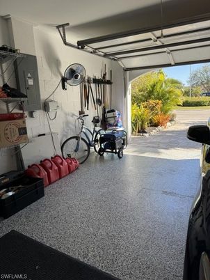 Garage, Interior