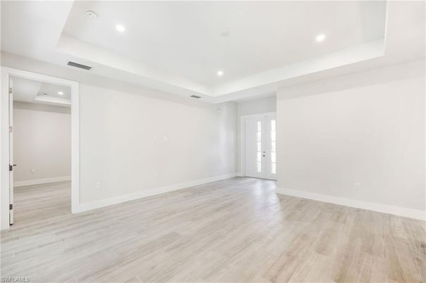 Empty room, Interior, Recessed Lighting, Wood Texture Flooring