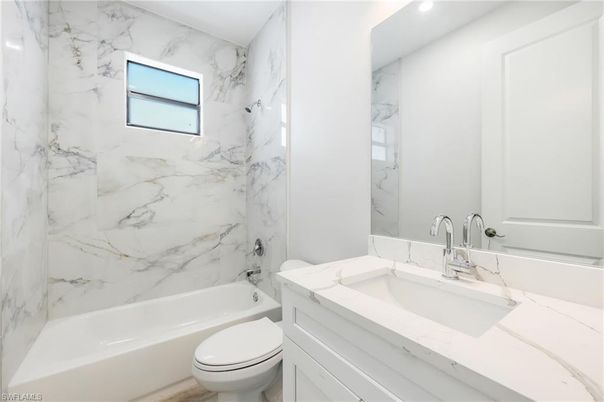 Bathroom, Interior, Marble Walls, Recessed Lighting