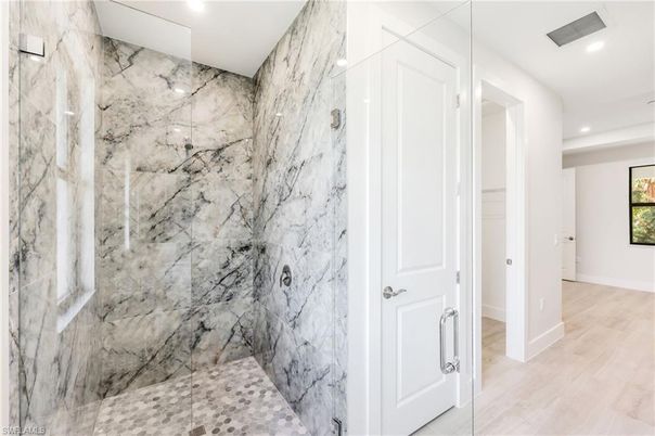 Bathroom, Interior, Marble Walls, Recessed Lighting, Wood Texture Flooring