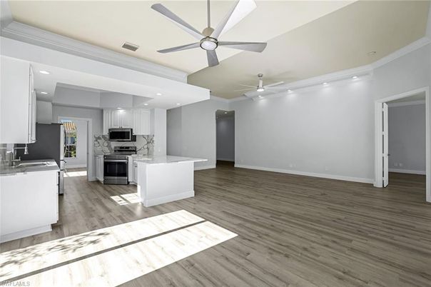 Interior, Kitchen, Recessed Lighting, Wood Texture Flooring