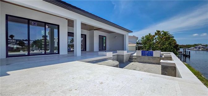 Exterior, Water