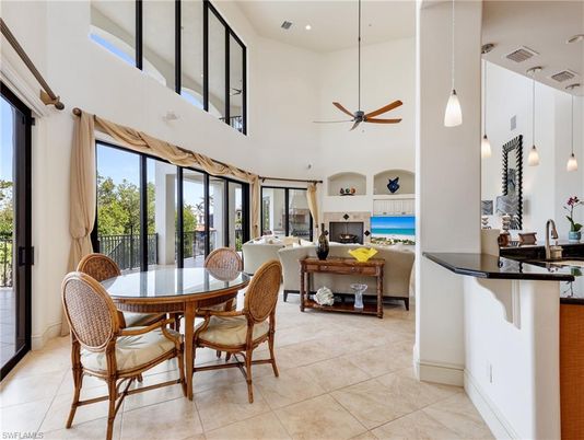 Dining room, Fireplace, Interior, Pendant Lights, Recessed Lighting