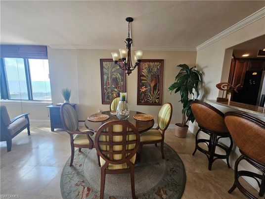 Chandelier, Dining room, Interior