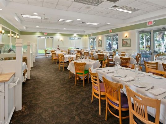 Dining room, Interior, Recessed Lighting