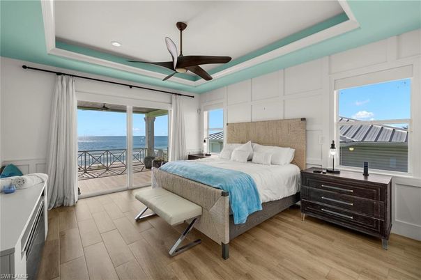 Bedroom, Interior, Recessed Lighting, Water, Wood Texture Flooring