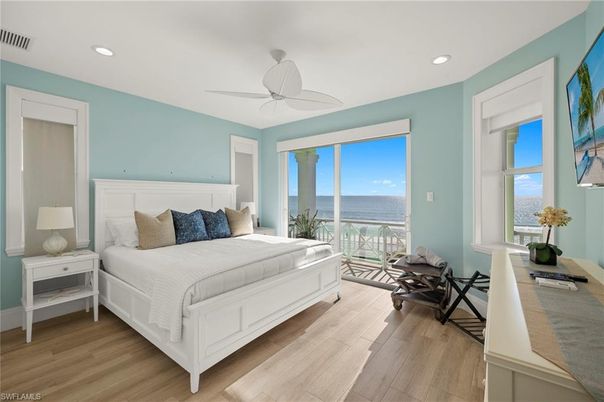Bedroom, Interior, Recessed Lighting, Water, Wood Texture Flooring