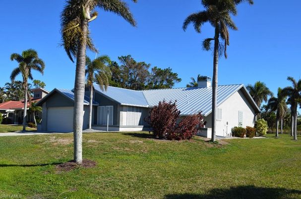 Attached, Backyard, Exterior, Facade, Ranch