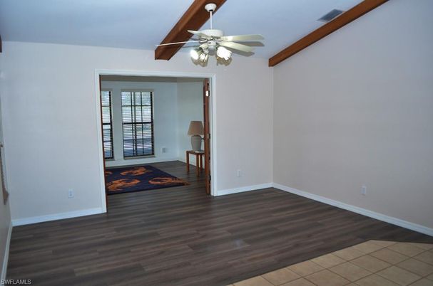 Empty room, Interior, Wooden Beams, Wood Texture Flooring