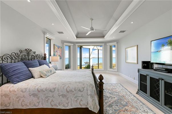 Bedroom, Interior, Recessed Lighting, Water, Wood Texture Flooring