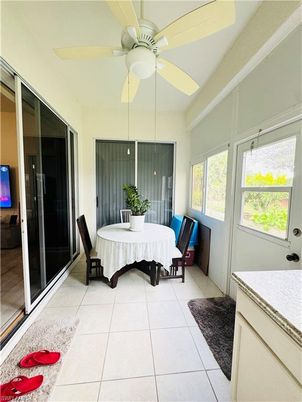 Dining room, Interior