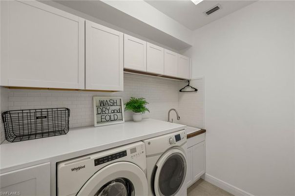 Interior, Washer