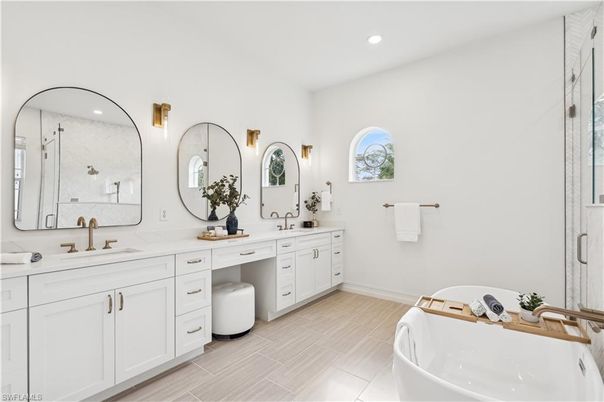 Bathroom, Dual Sink Vanities, Free Standing Baths, Interior, Recessed Lighting