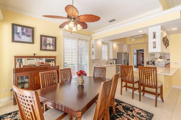 Dining room, Interior, Kitchen, Recessed Lighting