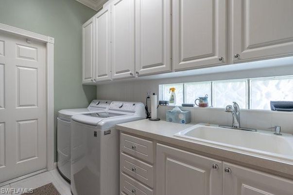 Interior, Washer