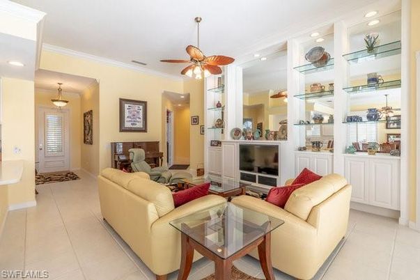 Interior, Living room, Pendant Lights, Recessed Lighting