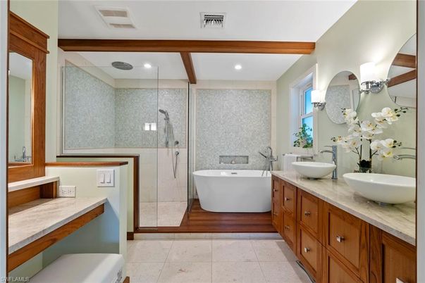 Bathroom, Dual Sink Vanities, Free Standing Baths, Glass Shower, Interior, Recessed Lighting