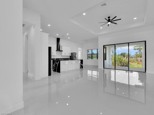 Empty room, Interior, Kitchen, Recessed Lighting