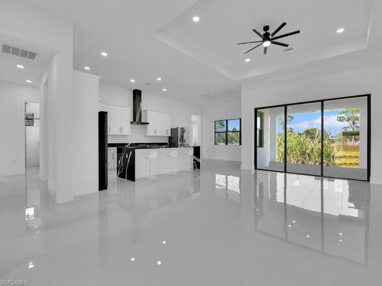 Empty room, Interior, Kitchen, Recessed Lighting