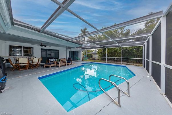 Dining room, Glass Ceilings, Interior, Pool, Sun Room