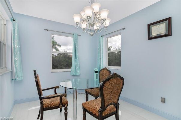 Chandelier, Dining room, Interior