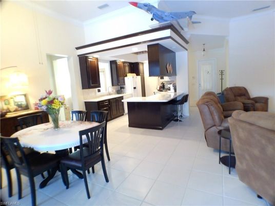 Dining room, Interior, Kitchen, Living room, Recessed Lighting