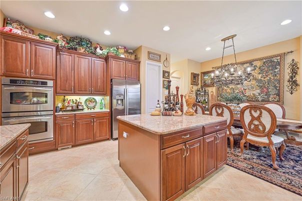 Chandelier, Dining room, Interior, Kitchen, Pendant Lights, Recessed Lighting, Stainless Steel Appliances