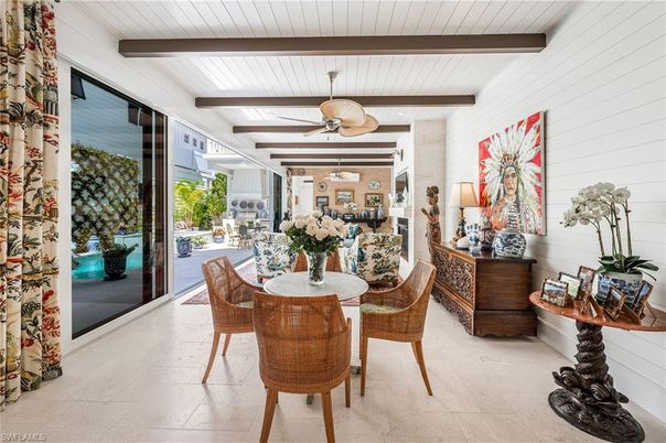 Dining room, Interior, Wooden Beams