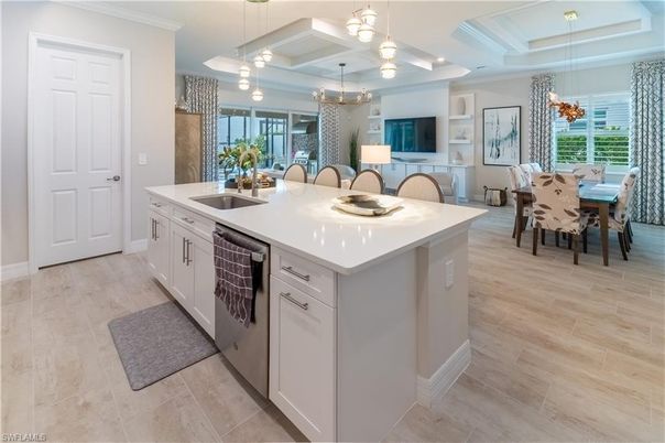 Chandelier, Dining room, Interior, Kitchen, Pendant Lights, Wood Texture Flooring