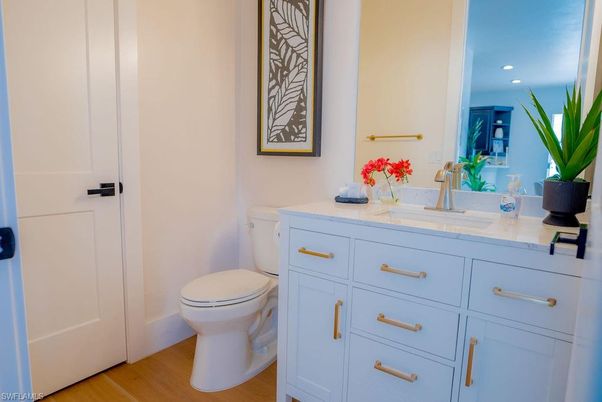 Bathroom, Interior, Recessed Lighting, Wood Texture Flooring