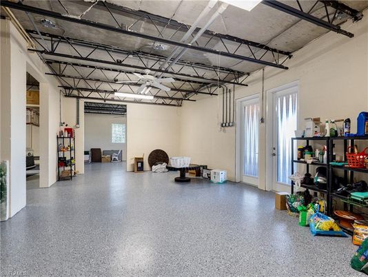 Garage, Interior