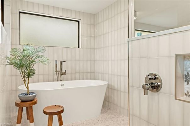 Bathroom, Free Standing Baths, Interior