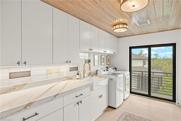 Interior, Washer, Wooden Ceilings, Wood Texture Flooring