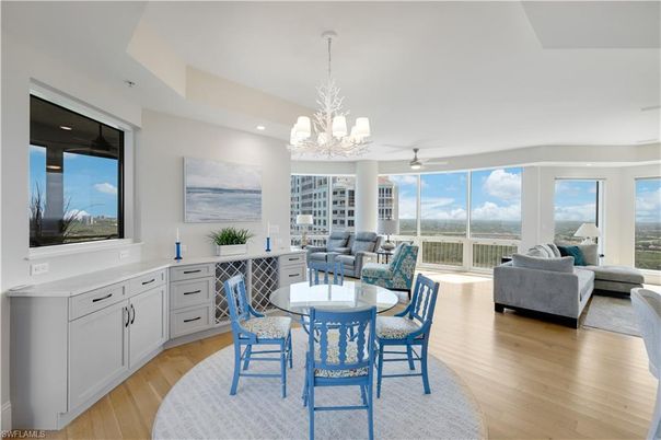 Chandelier, Dining room, Interior, Living room, Recessed Lighting, Wood Texture Flooring