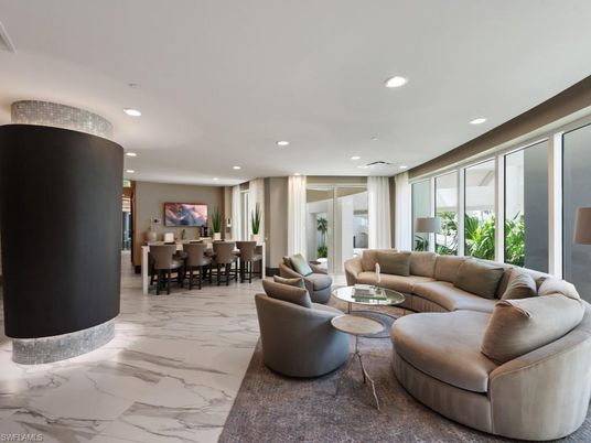 Chandelier, Dining room, Interior, Living room, Marble, Recessed Lighting