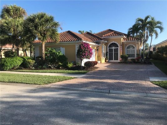 Backyard, Exterior, Facade, Mediterranean