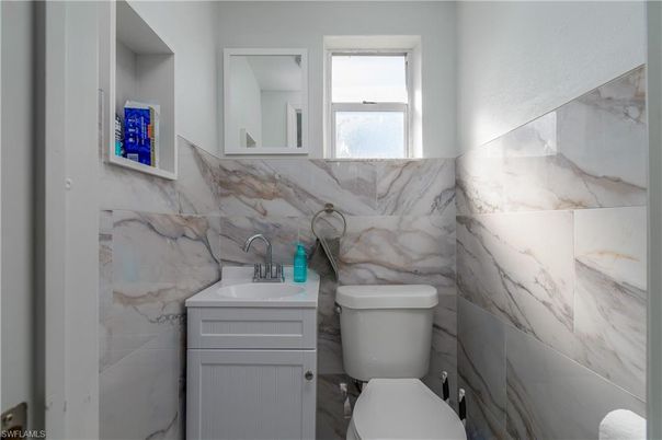 Bathroom, Interior, Marble Walls