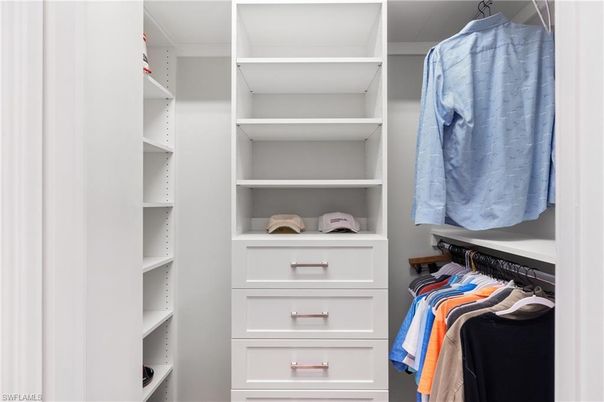 Interior, Walk-in Closets