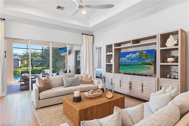 Interior, Living room, Recessed Lighting, Wood Texture Flooring