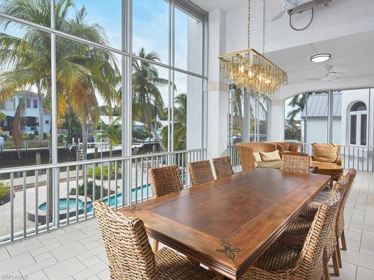 Chandelier, Dining room, Interior, Sun Room