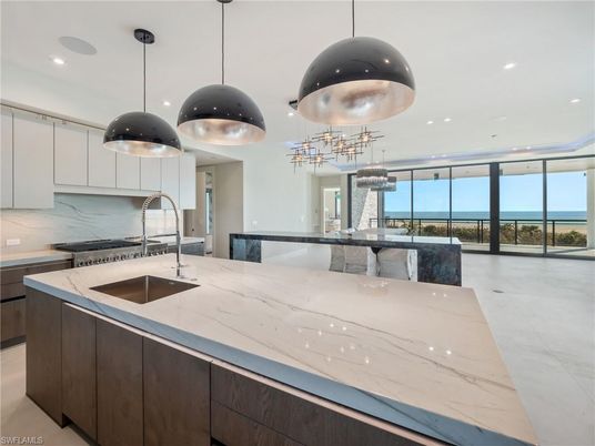 Interior, Kitchen, Pendant Lights, Recessed Lighting, Water