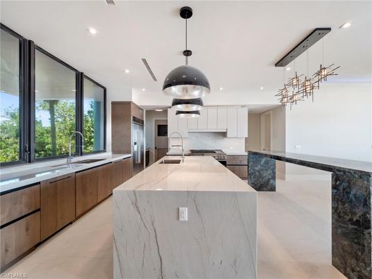 Interior, Kitchen, Pendant Lights, Recessed Lighting, Stainless Steel Appliances