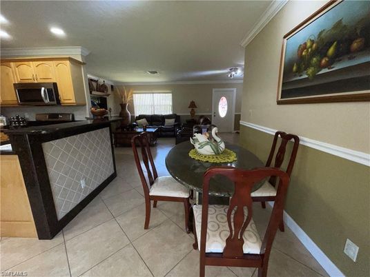 Dining room, Interior, Kitchen, Living room, Recessed Lighting