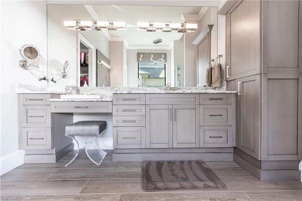 Bathroom, Dual Sink Vanities, Interior, Wood Texture Flooring