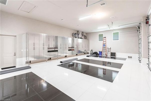 Interior, Pool, Recessed Lighting