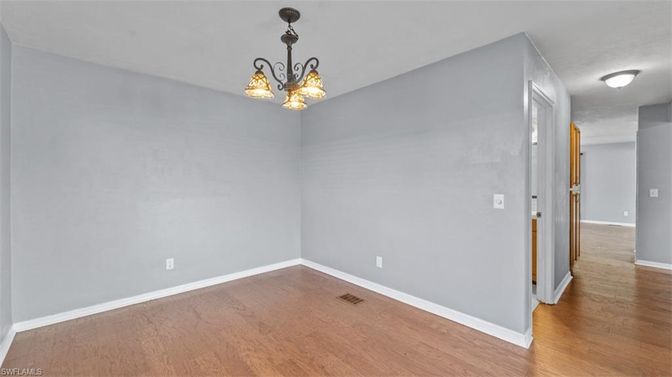 Chandelier, Empty room, Interior, Wood Texture Flooring